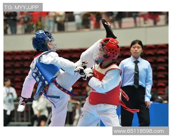 会跆拳道的男足球明星有哪些 足球场外的武术才能与魅力